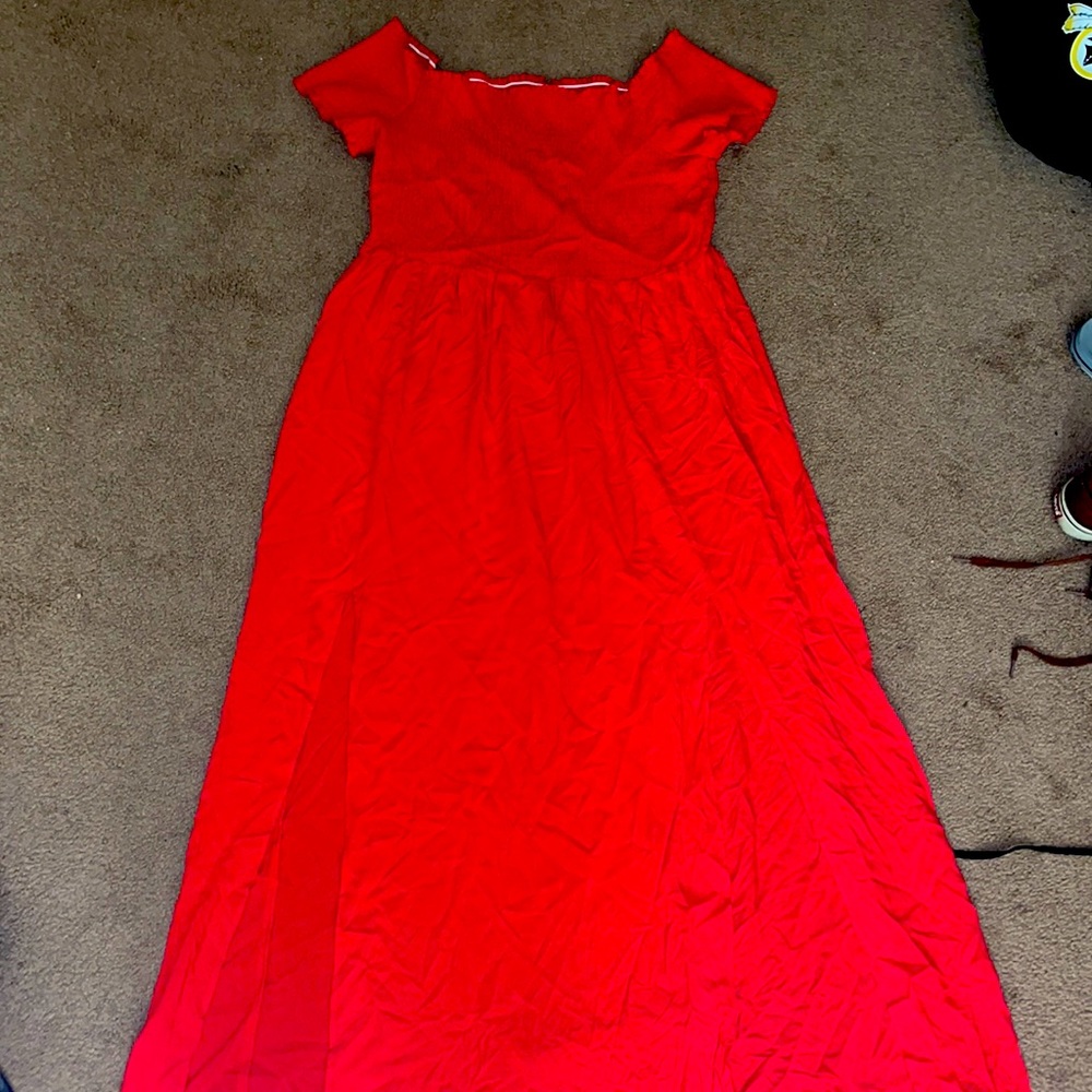 City Chic NWOT Red Maxi Off The Shoulder Summer Dress - Picture 5 of 12